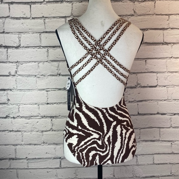 La Blanca Animal Print One Piece Swim Suit White & Brown Size 4 NWT Zebra Print - Picture 7 of 12